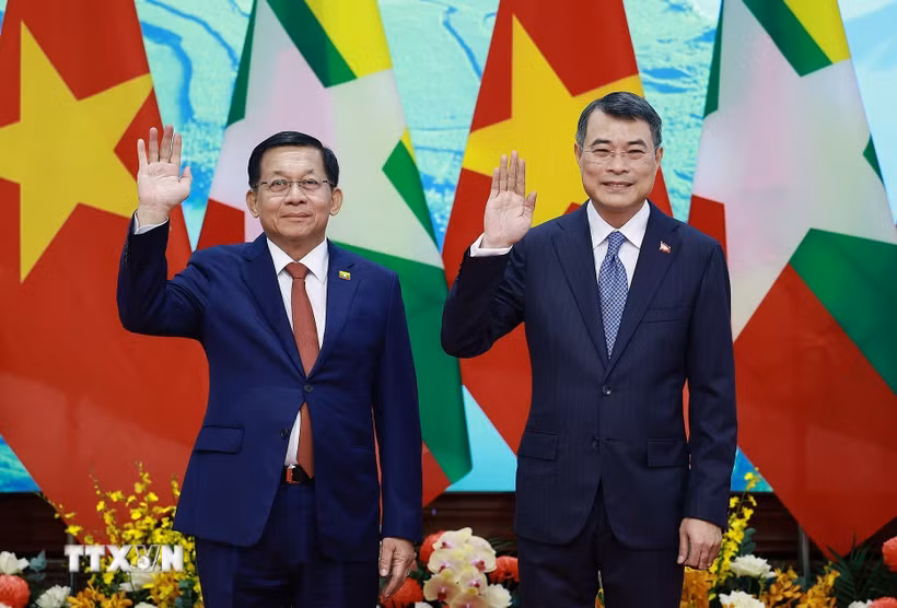Thủ tướng Lê Minh Hưng hội kiến Tổng thống nước Cộng hòa Liên bang Myanmar Min Aung Hlaing. (Ảnh: Dương Giang/TTXVN)