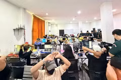 Campuchia bắt 591 người trong chiến dịch truy quét cờ bạc trực tuyến 