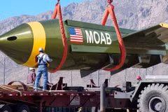 Mỹ tính dùng bom công phá lớn nhằm vào các cơ sở của Iran 
