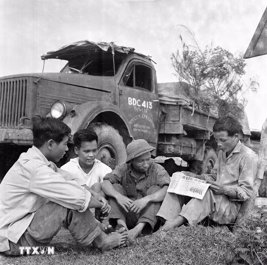 ttxvn-bao-chi-cach-mang-1.jpg