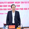 Thứ trưởng Bộ Giáo dục và Đào tạo Phạm Ngọc Thưởng chỉ đạo dứt khoát làm tốt dạy học chính khoá. (Ảnh: Bộ GD-ĐT)