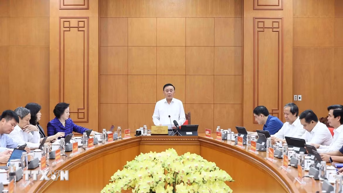 Đồng chí Trần Cẩm Tú, Ủy viên Bộ Chính trị, Bí thư Trung ương Đảng, Thường trực Ban Bí thư, phát biểu. (Ảnh: An Đăng/TTXVN)