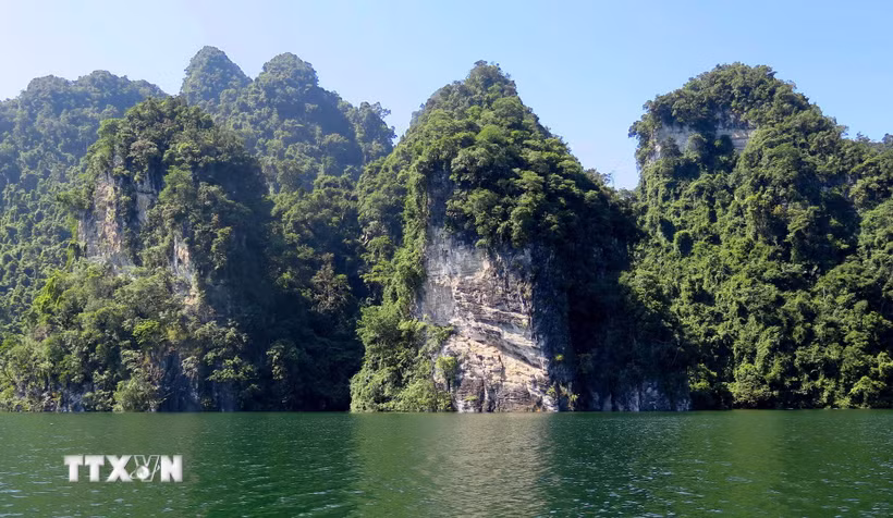 Hồ Na Hang, tỉnh Tuyên Quang. (Ảnh: Văn Tý/TTXVN)