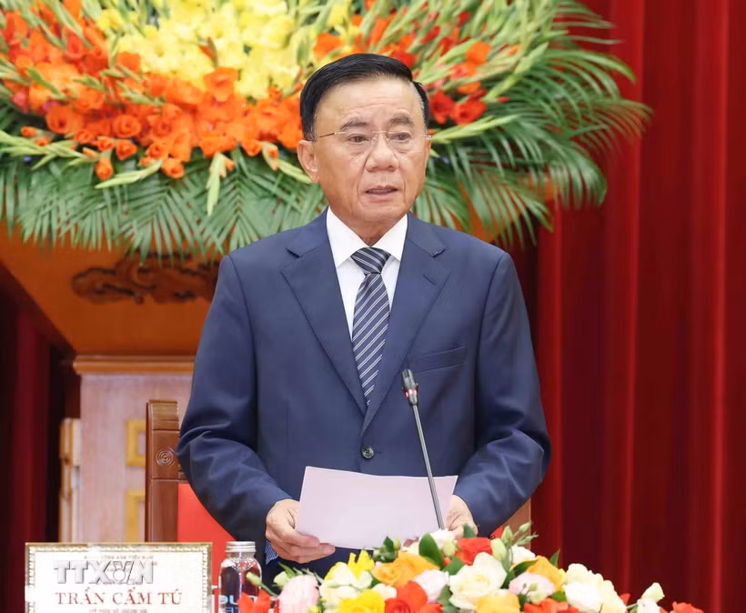 Thường trực Ban Bí thư Trần Cẩm Tú phát biểu tại buổi tiếp Đoàn cán bộ lãnh đạo trẻ Đảng Nhân dân Campuchia. (Ảnh: Phương Hoa/TTXVN)