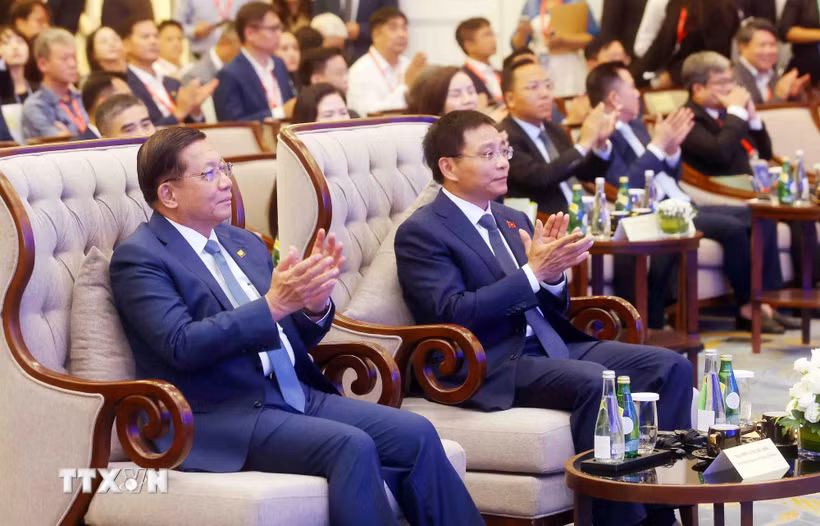 Tổng thống Myanmar Min Aung Hlaing và Phó Thủ tướng Nguyễn Văn Thắng đồng chủ trì Diễn đàn doanh nghiệp Việt Nam-Myanmar năm 2026. (Ảnh: Phạm Kiên/ TTXVN)
