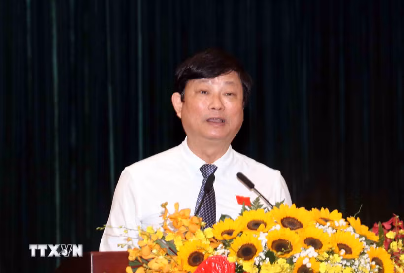 Ông Võ Văn Minh, Chủ tịch Hội đồng Nhân dân Thành phố Hồ Chí Minh, phát biểu tại Kỳ họp. (Ảnh: Xuân Khu/TTXVN)