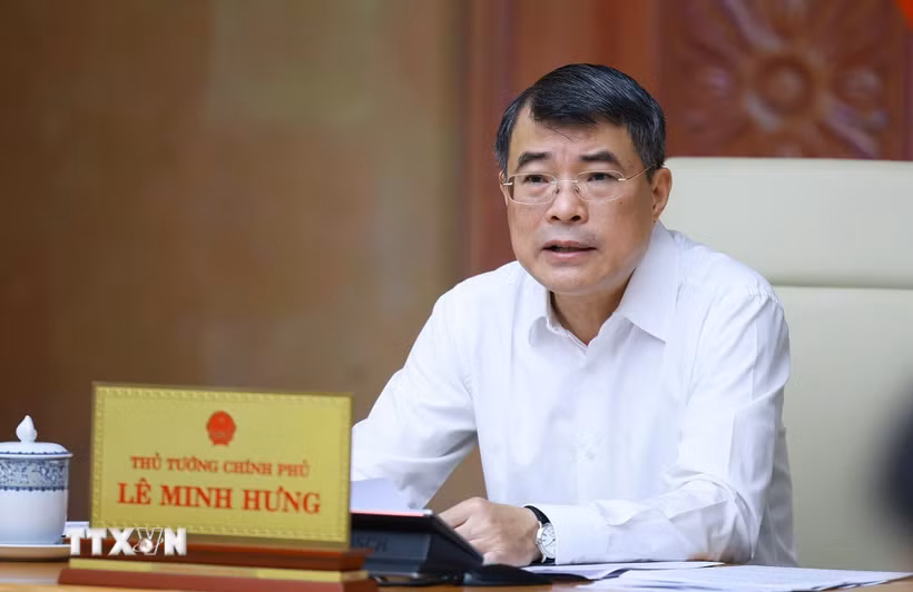 Thủ tướng Lê Minh Hưng chủ trì cuộc họp về dự án Luật sửa đổi, bổ sung một số điều của Luật Đấu thầu; Luật Đầu tư; Luật Phát triển doanh nghiệp nhỏ và vừa. (Ảnh: Dương Giang/TTXVN)