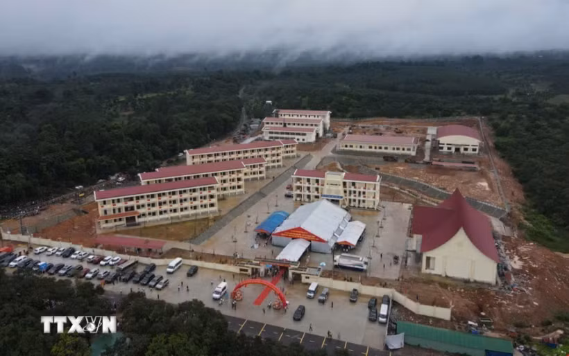 Trường Phổ thông nội trú liên cấp Tiểu học và Trung học cơ sở xã biên giới Ia Puch, tỉnh Gia Lai. (Ảnh: Hoài Nam/TTXVN)