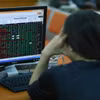 Tuần qua, VN-Index giảm sâu, đối mặt nhiều áp lực vĩ mô, dòng tiền thận trọng. (Ảnh: Vietnam+)