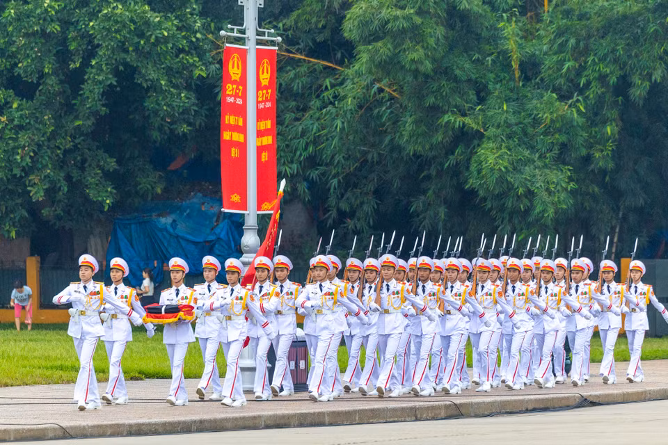 Lễ Quốc tang là tang lễ được tổ chức theo nghi thức cao nhất, thể hiện sự trân trọng của Đảng, Nhà nước và Nhân dân đối với công lao, cống hiến của Tổng Bí thư Nguyễn Phú Trọng. (Ảnh: Minh Sơn/Vietnam+)
