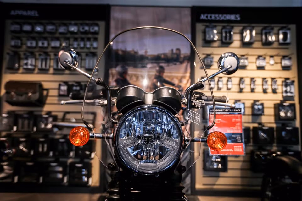 Tại đây sở hữu bộ sưu tập tất cả mẫu xe của Triumph Motorcycle như Street Twin, Street Triple, Thruxton, Tiger và Bonneville,... (Ảnh: Minh Sơn/Vietnam+)