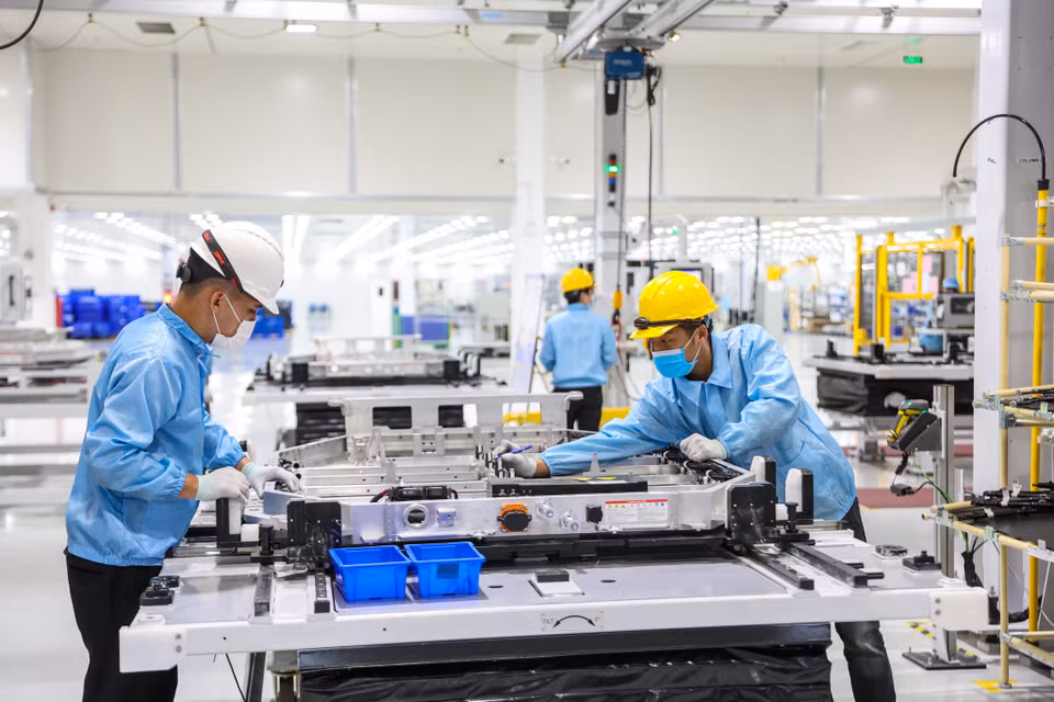 Toàn bộ hạ tầng của nhà máy gồm các phân xưởng đúc linh kiện, hàn tổ hợp và đóng gói sẽ được xây dựng nhằm đảm bảo đạt công suất 100.000 pack pin/năm. (Ảnh: Minh Sơn/Vietnam+)