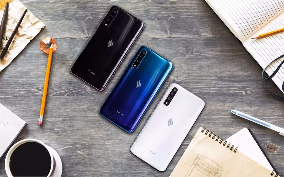 Dự kiến các sản phẩm điện thoại Vsmart thế hệ thứ 2 sẽ tiếp tục đến tay người tiêu dùng trong tháng 8-9/2019. Đây cũng là những mẫu điện thoại sẽ được bán ở Myanmar. (Ảnh: VinSmart)