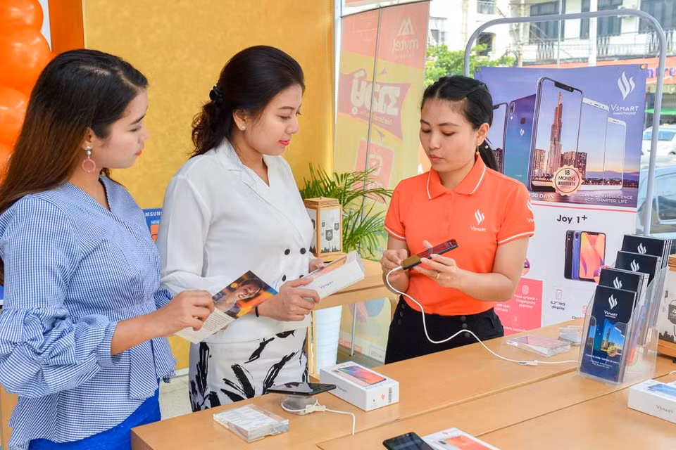 Myanmar là thị trường châu Á đầu tiên mà Công ty VinSmart chính thức phân phối sản phẩm và đã được đông đảo người dân bản xứ đón nhận. (Ảnh: VinSmart)