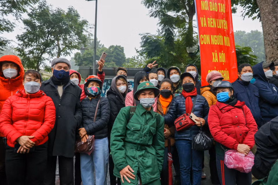Nguyễn Nhật Phong (sinh năm 2003) cho biết trước ngày lên đường nhập ngũ bạn rất hồi hộp, cả đêm không ngủ được. (Ảnh: Minh Sơn/Vietnam+)