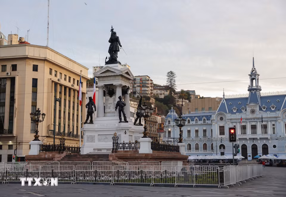 Quang cảnh thành phố Valparaiso, Chile. (Ảnh: THX/TTXVN phát)