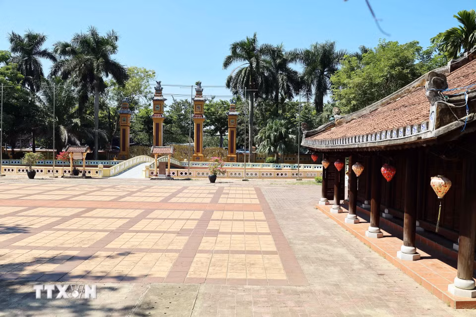 Không gian Di tích Kiến trúc nghệ thuật cấp Quốc gia Văn Thánh-Khổng Miếu ở phường Bàn Thạch, thành phố Đà Nẵng. (Ảnh: Đỗ Trưởng/TTXVN)