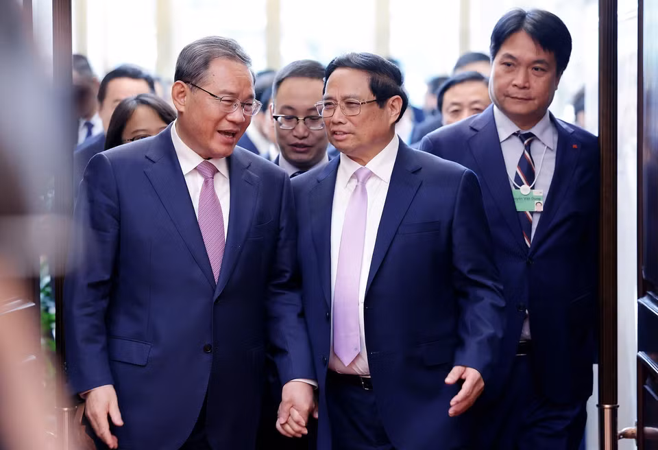 Thủ tướng Phạm Minh Chính hội đàm với Thủ tướng Trung Quốc Lý Cường. (Ảnh: Dương Giang/TTXVN)