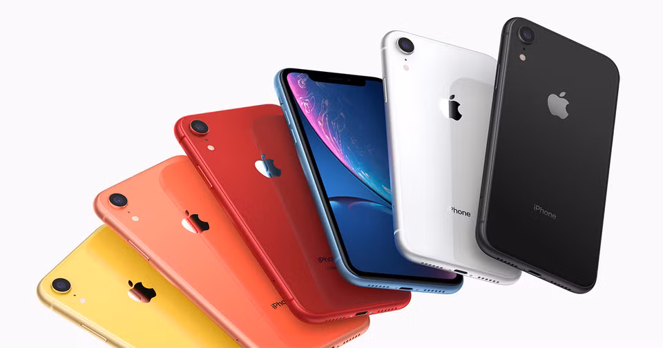 iPhone là một trong những sản phẩm giúp tên tuổi của Ive được biết đến nhiều nhất. (Nguồn: Apple)