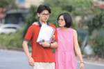 Thí sinh dự thi môn thi cuối của kỳ thi. (Ảnh: Minh Quyết/TTXVN)