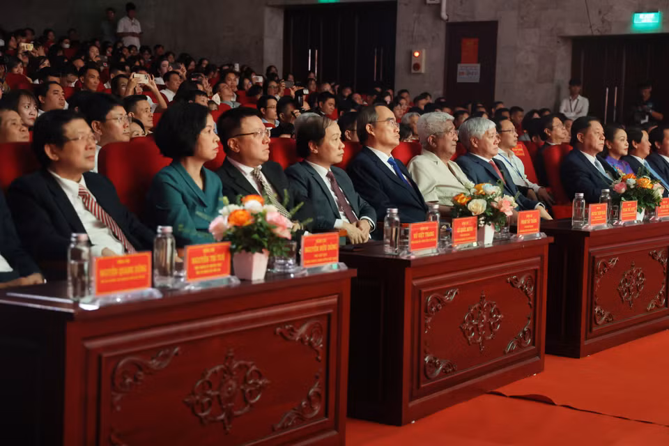 Giải thưởng đã nhận về 1.078 tác phẩm hợp lệ từ 121 cơ quan báo chí ở Trung ương và địa phương. Sau quá trình chấm, Ban tổ chức đã trao tổng cộng 54 giải gồm 4 Giải A; 10 Giải B; 12 Giải C; 28 Giải Khuyến khích. (Ảnh: Minh Anh/Vietnam+)