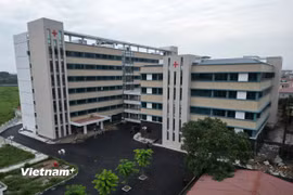 Trung tâm y tế huyện Yên Lạc với tổng mức đầu tư hơn 313 tỷ đồng từ nguồn vốn đầu tư công - công trình trọng điểm đã được khánh thành đầu tháng 9/2025. (Ảnh: Nguyễn Thảo/Vietnam+)