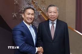 Tổng Bí thư, Chủ tịch nước Tô Lâm tiếp Quyền Bộ trưởng Hải quân Hoa Kỳ Hùng Cao. (Ảnh: Thống Nhất/TTXVN)