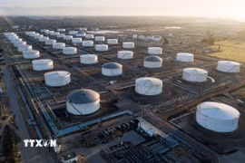 Cơ sở dự trữ dầu thô ở California, Mỹ. (Ảnh: AFP/TTXVN)