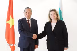 Tổng Bí thư Tô Lâm hội kiến Chủ tịch Quốc hội Bulgaria Nataliya Kiselova. (Ảnh: Thống Nhất/TTXVN)