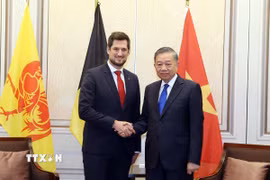 Tổng Bí thư, Chủ tịch nước Tô Lâm tiếp Bộ trưởng, Thủ hiến vùng Wallonie, ông Adrien Dolimont. (Ảnh: Thống Nhất/TTXVN)