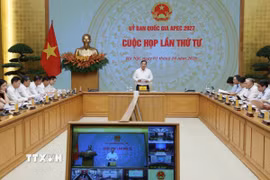 Phó Thủ tướng Thường trực Phạm Gia Túc, Chủ tịch Ủy ban Quốc gia APEC 2027 chủ trì cuộc họp. (Ảnh: Lâm Khánh/TTXVN)