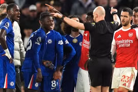 Đại chiến Chelsea-Arsenal căng thẳng, khép lại với kết quả hòa 1-1. (Nguồn: Sky Sports)