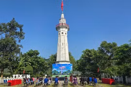 Quang cảnh "Tiết học biên cương" tại Đồn Biên phòng A Mú Sung. (Ảnh: Hương Thu/TTXVN)