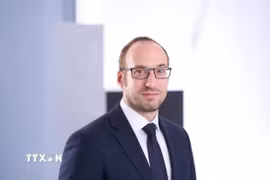 Ông Alexander Schonl, Giám đốc điều hành, Nhà sáng lập kiêm Cố vấn cấp cao về Microsoft Dynamics 365 Business Central tại công ty Solid Scale Solutions, trụ sở tại bang Bavaria (Đức). (Ảnh: TTXVN phát)