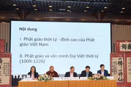 Đoàn chủ trì hội thảo. (Ảnh: Thanh Tuấn/TTXVN)
