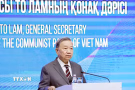Tổng Bí thư Tô Lâm phát biểu về chính sách tại Học viện Hành chính Công trực thuộc Tổng thống Kazakhstan. (Ảnh: Thống Nhất/TTXVN)