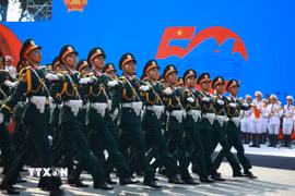 Khối Sĩ quan Hậu cần, Kỹ thuật diễu hành. (Ảnh: TTXVN)