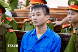 Bị cáo Nguyễn Đức Anh tại phiên tòa. (Ảnh: Lê Xuân/TTXVN)