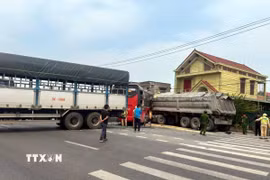 Hiện trường một vụ tai nạn. (Ảnh: TTXVN phát)