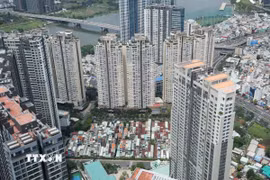 Khu căn hộ cao cấp thuộc quận Bình Thạnh, giáp ranh với Quận 1, Trung tâm Thành phố Hồ Chí Minh. (Ảnh: Hồng Đạt/TTXVN)
