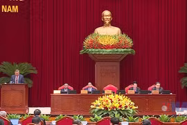 Toàn cảnh ngày làm việc thứ nhất Hội nghị Trung ương 14 khóa XIII