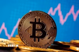 Hình ảnh minh họa đồng tiền kỹ thuật số Bitcoin. (Ảnh: Reuters/TTXVN)