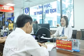 Trung tâm phục vụ hành chính công phường Đống Đa tại số 71 phố Tôn Đức Thắng. (Ảnh: Thống Nhất/TTXVN)