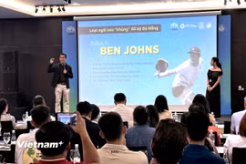 Thông tin về giải đấu của Ban tổ chức tại buổi họp báo. (Ảnh: Thanh Phong/Vietnam+)