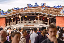 Phố cổ Hội An: Giữ mạch sống bản địa trong không gian di sản 