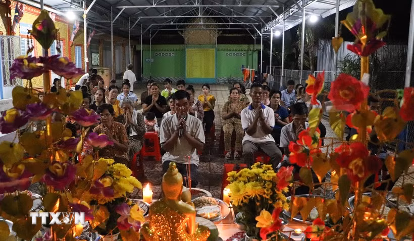 Lễ Ok Om Bok gởi gắm mong muốn mùa màng bội thu của người dân Khmer. (Ảnh: Hồng Thái/TTXVN)