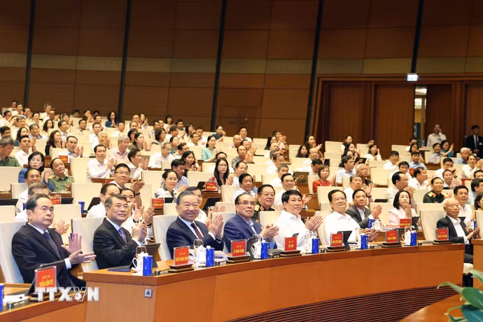 Tổng Bí thư, Chủ tịch nước Tô Lâm và các đại biểu dự hội nghị tại điểm cầu Trung tâm Nhà Quốc hội (Hà Nội). (Ảnh: Thống Nhất/TTXVN)