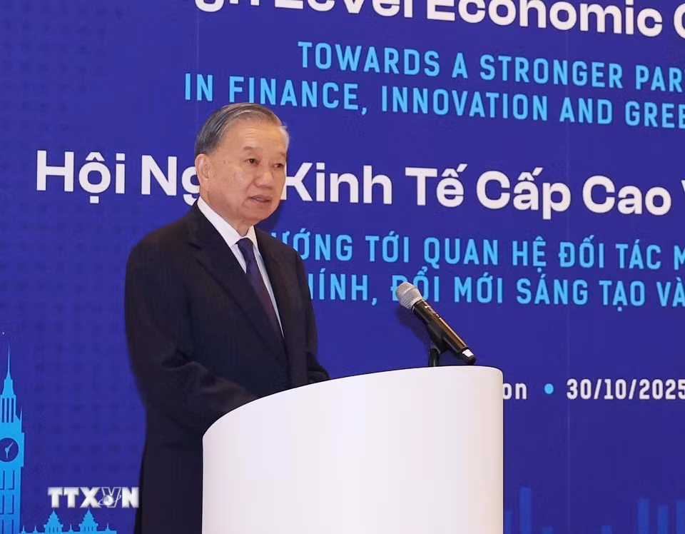 Tổng Bí thư Tô Lâm phát biểu tại Hội nghị Kinh tế Cấp cao Việt Nam - Anh. (Ảnh: Thống Nhất/TTXVN)