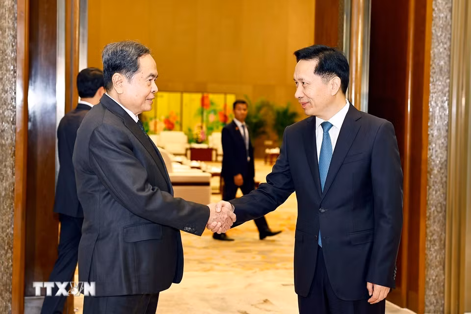 Chủ tịch Quốc hội Trần Thanh Mẫn tiếp Bí thư Tỉnh ủy, Chủ nhiệm Ủy ban Thường vụ Nhân đại tỉnh Thiểm Tây (Trung Quốc) Triệu Nhất Đức. (Ảnh: Doãn Tấn/TTXVN)