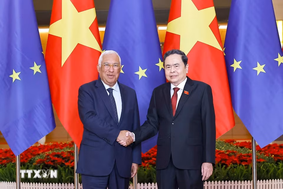 Chủ tịch Quốc hội Trần Thanh Mẫn hội kiến Chủ tịch Hội đồng châu Âu António Costa. (Ảnh: Doãn Tấn/TTXVN)